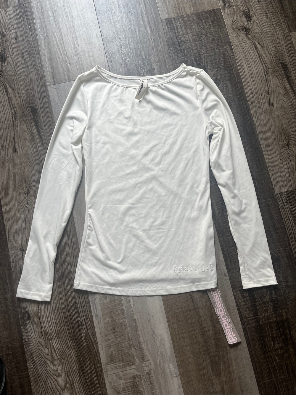 Missguided + White Long Sleeve Tee